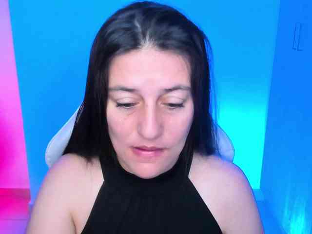 Saskyaajohnson webcam