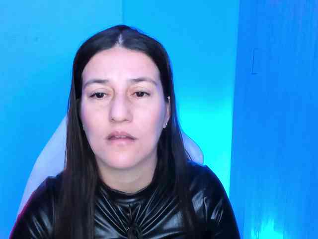 Saskyaajohnson webcam