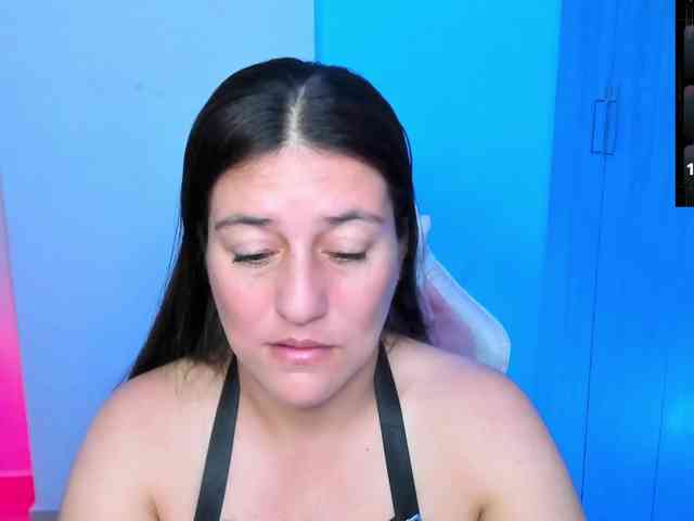 Saskyaajohnson webcam