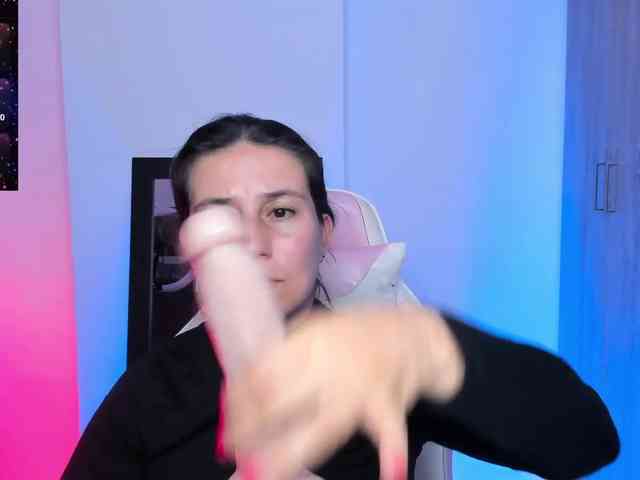 Saskyaajohnson webcam