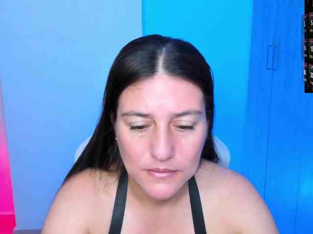 Saskyaajohnson webcam