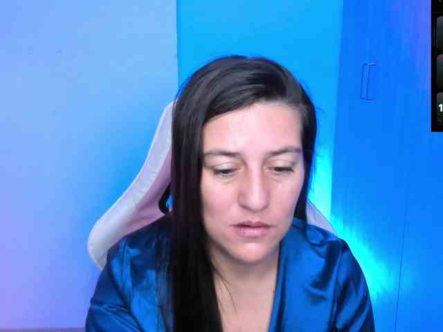 Saskyaajohnson webcam