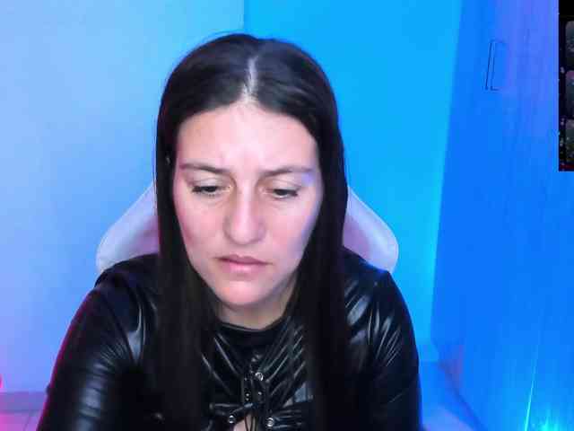 Saskyaajohnson webcam