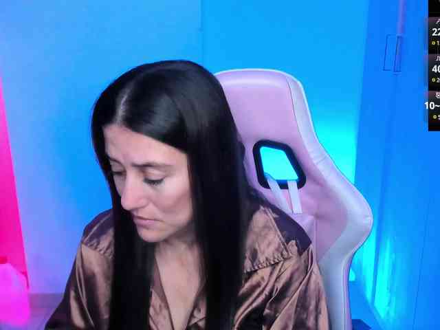 Saskyaajohnson webcam