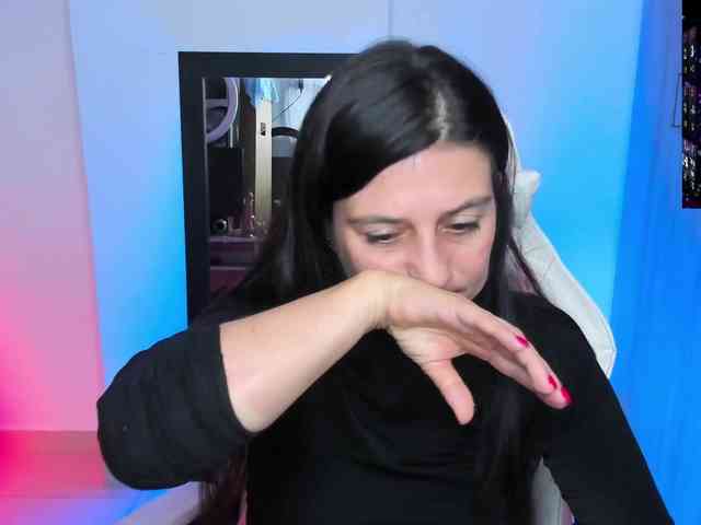 Saskyaajohnson webcam