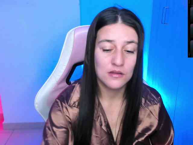 Saskyaajohnson webcam