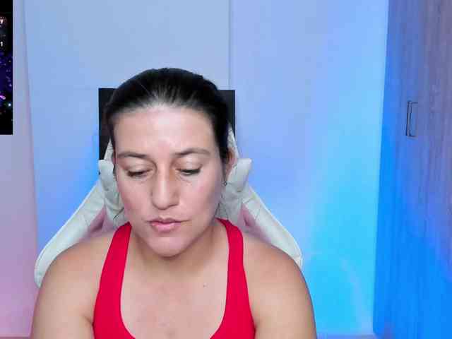 Saskyaajohnson webcam