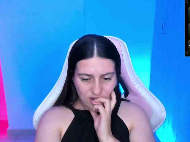 Saskyaajohnson webcam