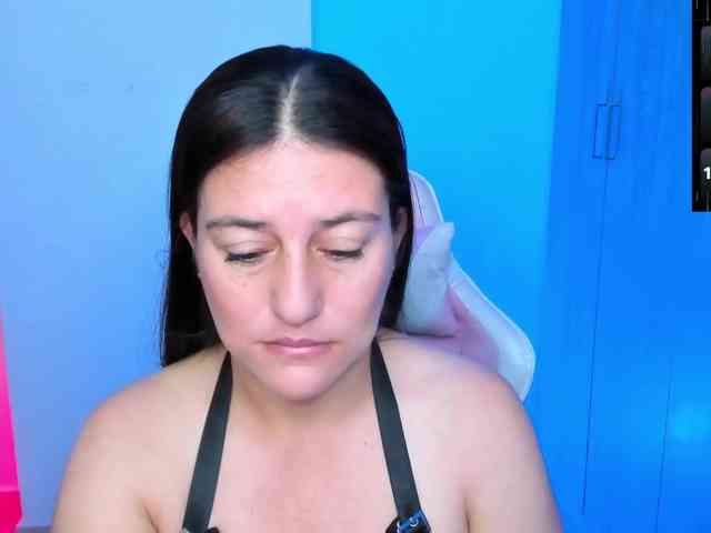 Saskyaajohnson webcam