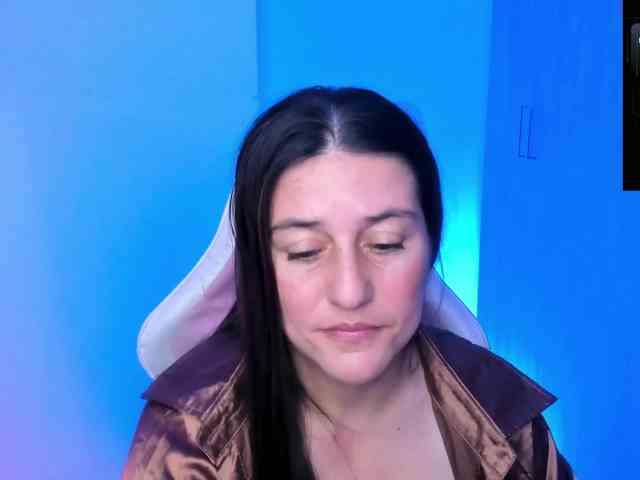 Saskyaajohnson webcam