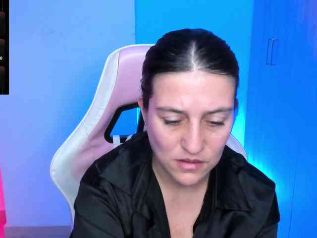 Saskyaajohnson webcam