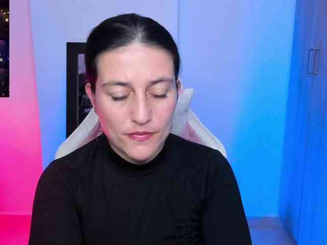 Saskyaajohnson webcam
