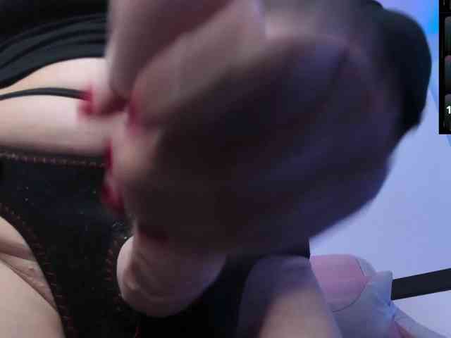 Saskyaajohnson webcam