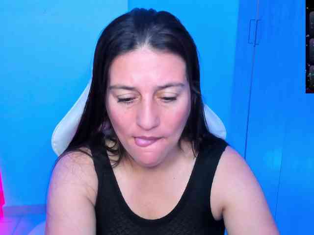 Saskyaajohnson webcam