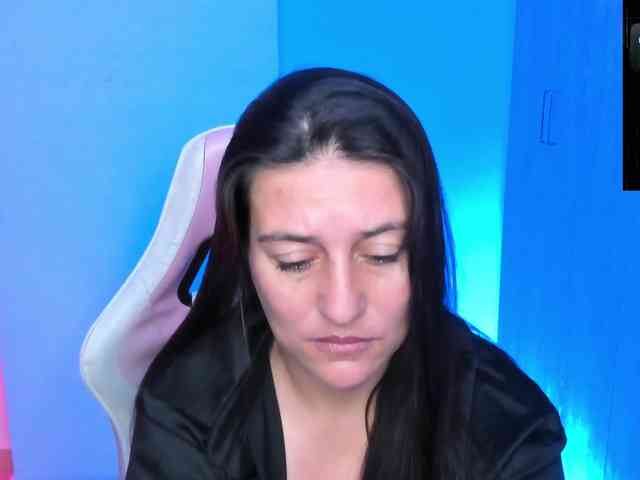 Saskyaajohnson webcam