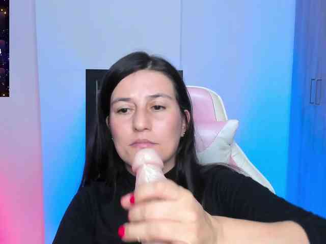 Saskyaajohnson webcam
