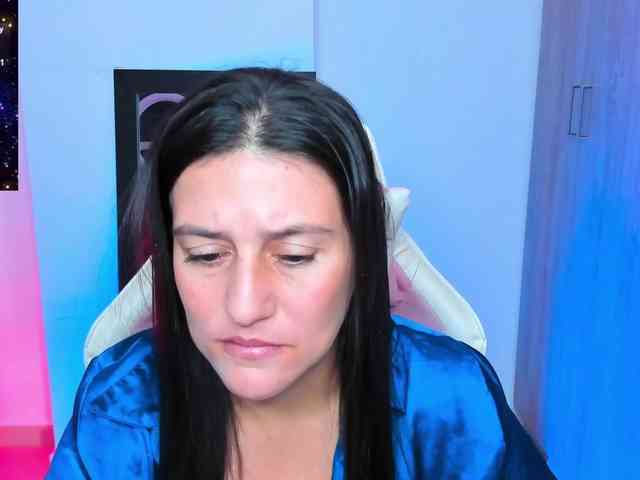 Saskyaajohnson webcam