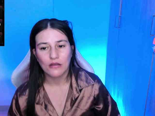 Saskyaajohnson webcam