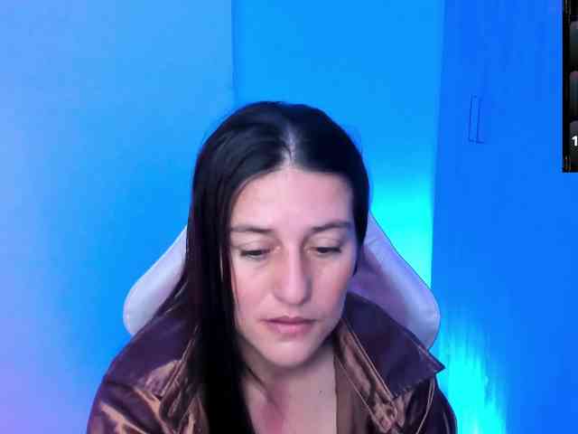 Saskyaajohnson webcam