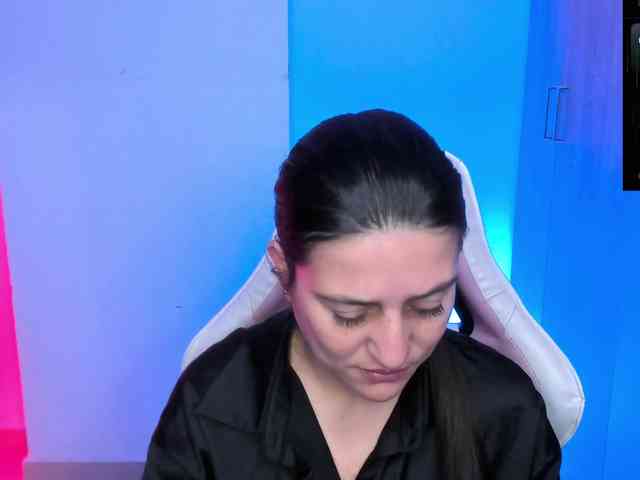 Saskyaajohnson webcam