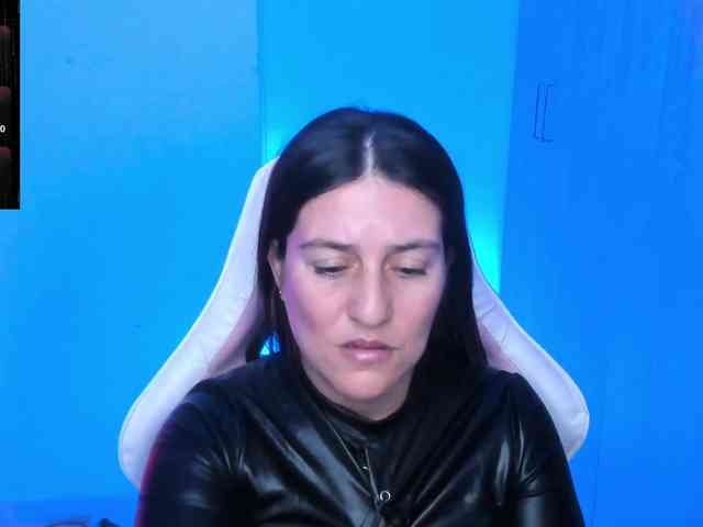 Saskyaajohnson webcam