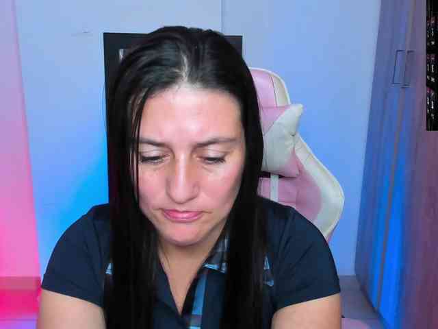 Saskyaajohnson webcam