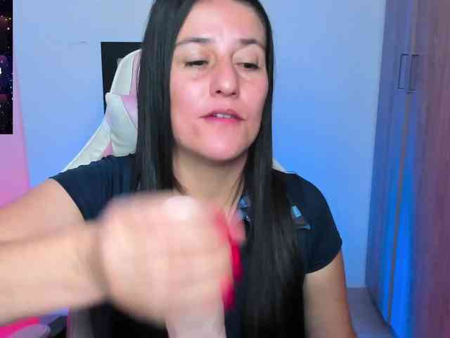 Saskyaajohnson webcam