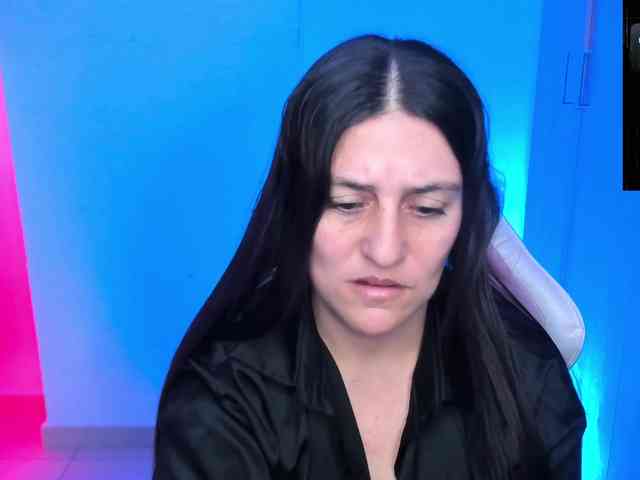 Saskyaajohnson webcam