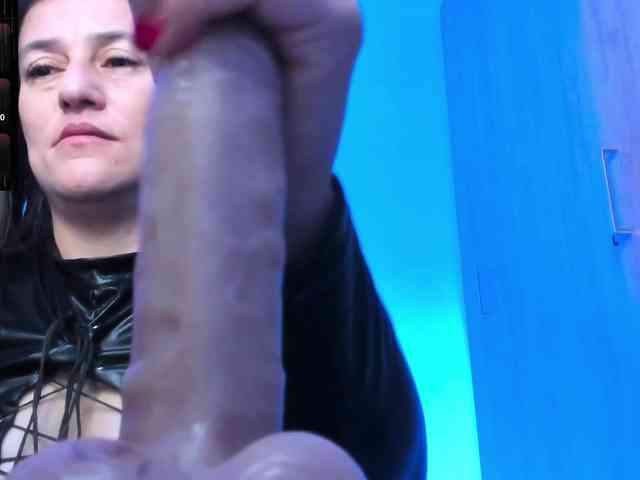 Saskyaajohnson webcam