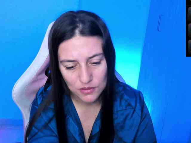 Saskyaajohnson webcam