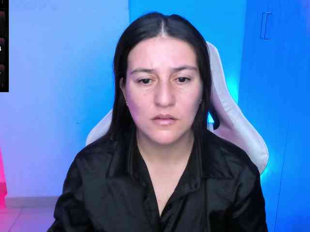 Saskyaajohnson webcam