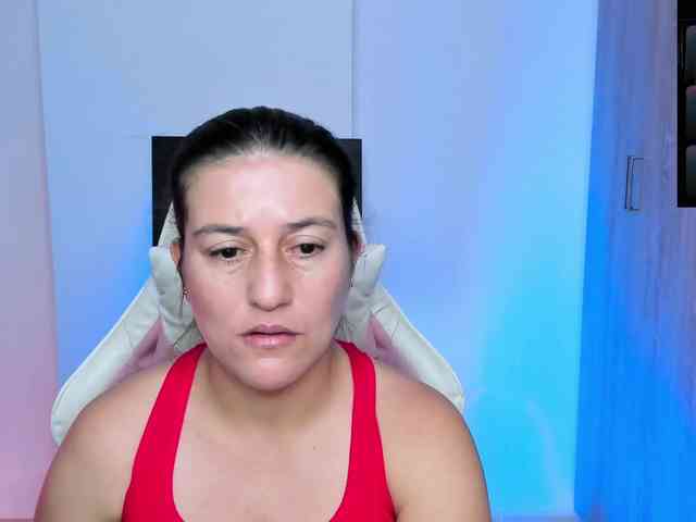 Saskyaajohnson webcam