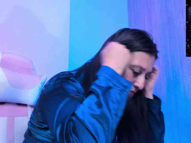 Saskyaajohnson webcam