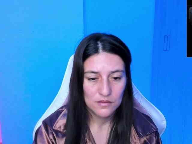 Saskyaajohnson webcam