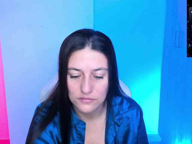 Saskyaajohnson webcam