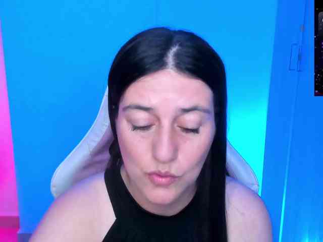 Saskyaajohnson webcam