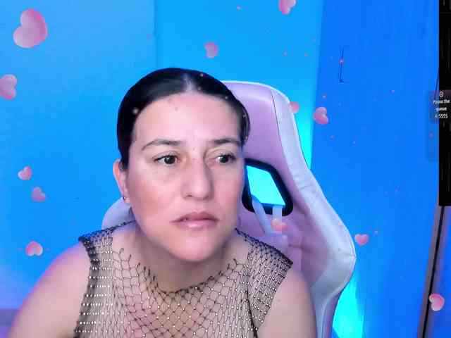 Saskyaajohnson webcam