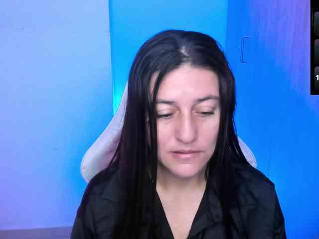 Saskyaajohnson webcam