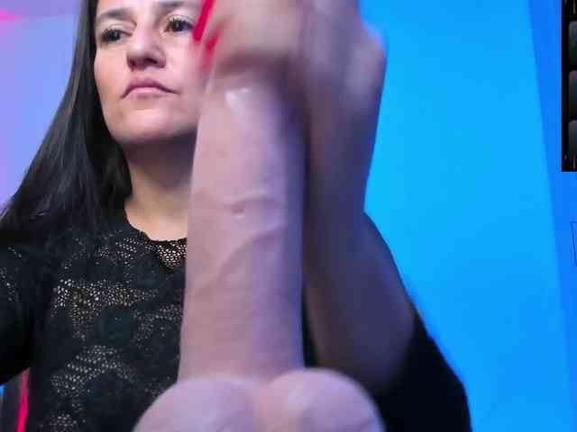 Saskyaajohnson webcam