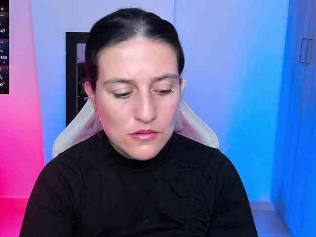 Saskyaajohnson webcam