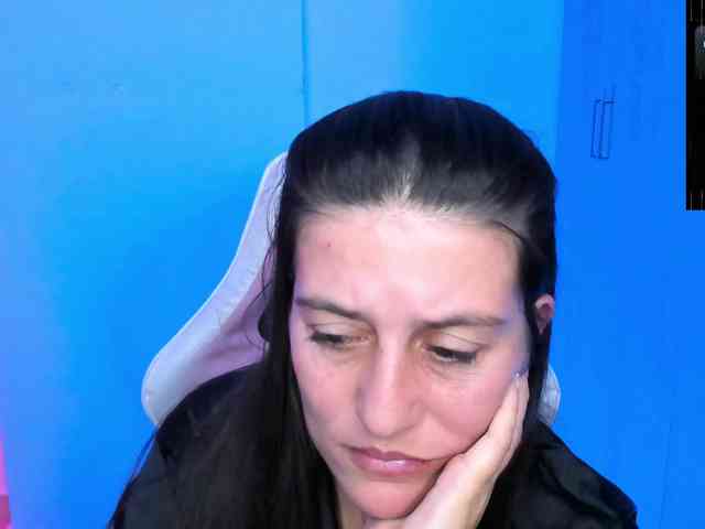 Saskyaajohnson webcam