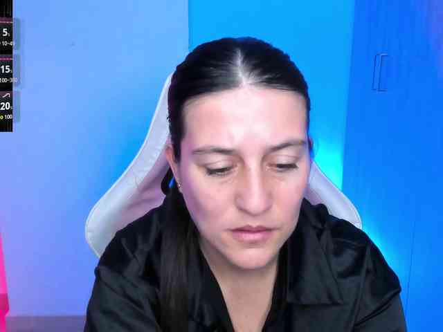 Saskyaajohnson webcam