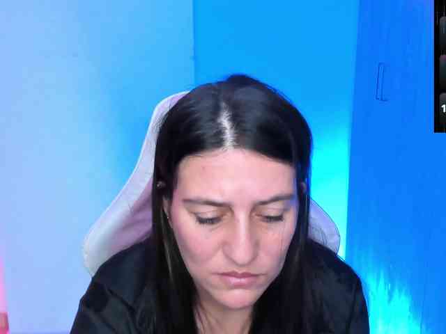 Saskyaajohnson webcam