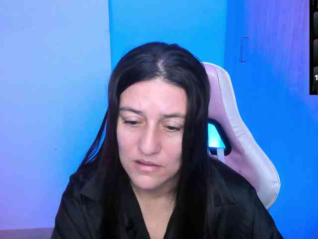 Saskyaajohnson webcam