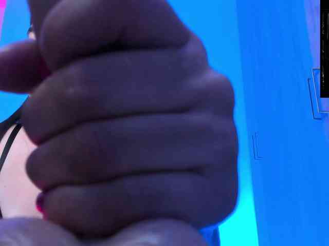 Saskyaajohnson webcam