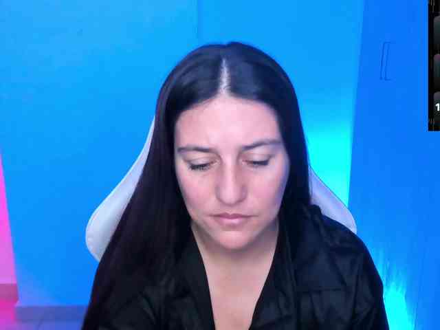 Saskyaajohnson webcam