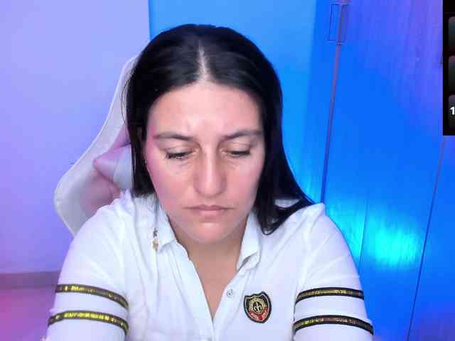 Saskyaajohnson webcam