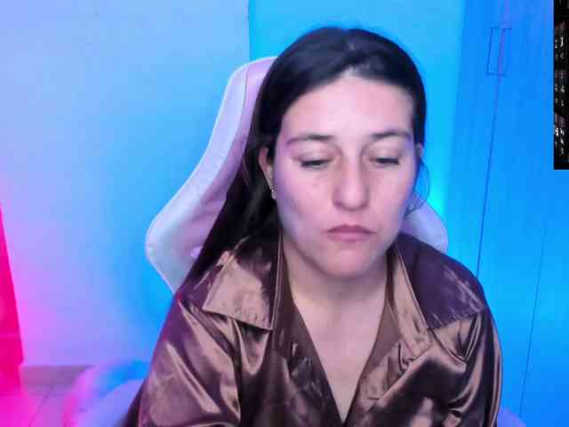 Saskyaajohnson webcam