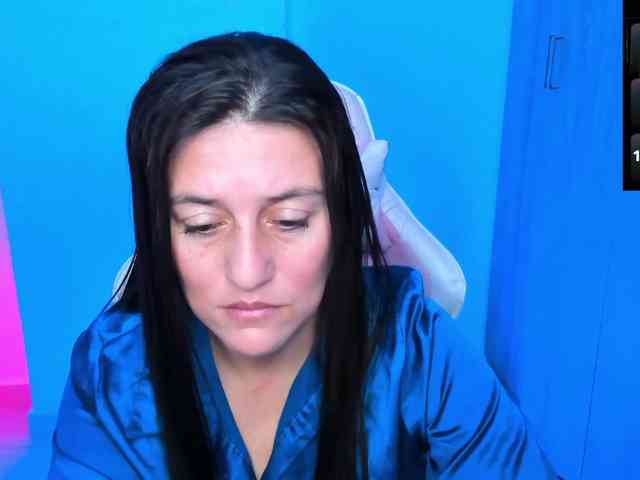 Saskyaajohnson webcam