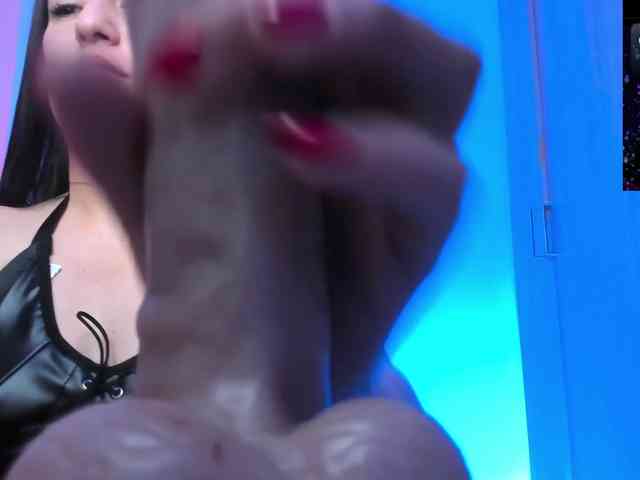 Saskyaajohnson webcam